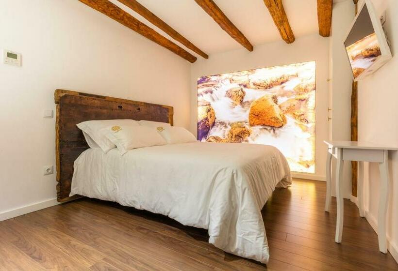 اتاق لوکس خانوادگی, Goldnature