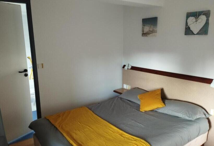 اتاق استاندارد با چشمانداز باغ, L Albatros