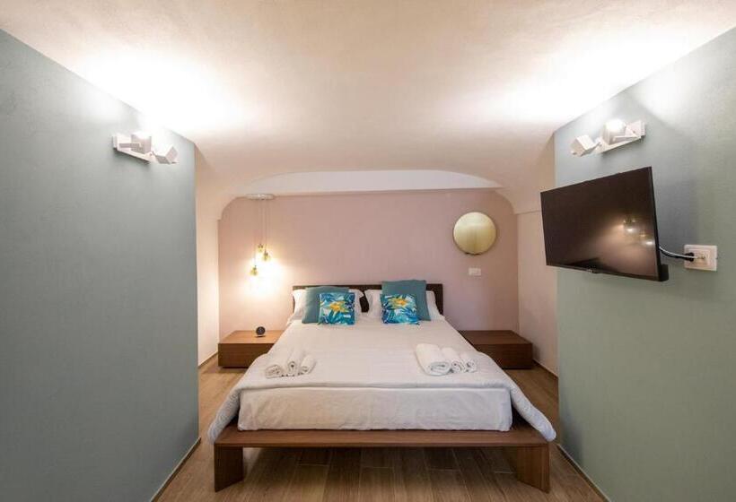 キングサイズベッドのスタンダードルーム, Liconti Exclusive Rooms