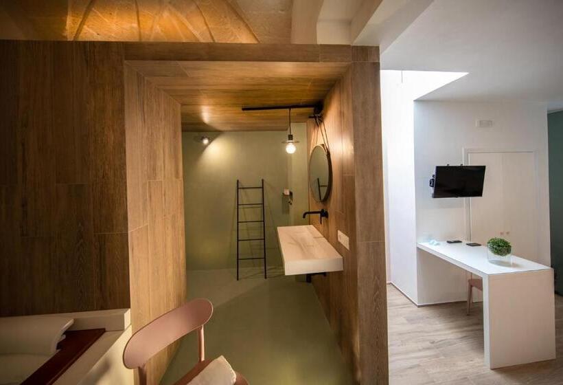 标准间带漩涡浴缸, Liconti Exclusive Rooms