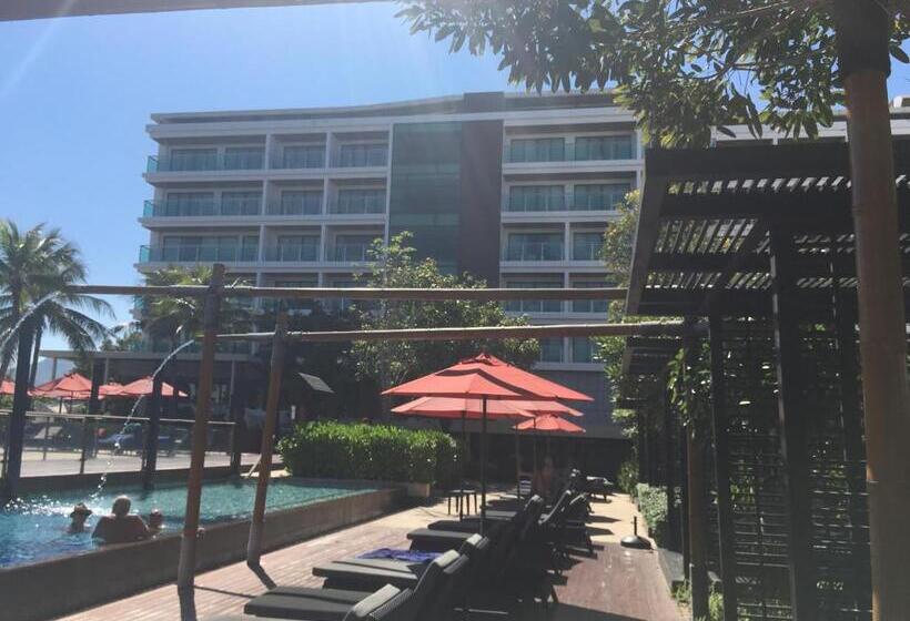 דירת חדר, Amari Residence