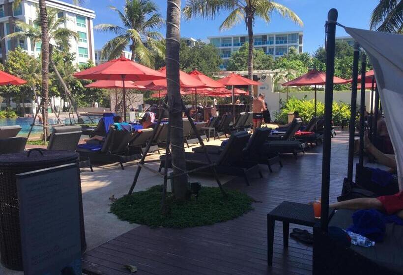 דירת חדר, Amari Residence