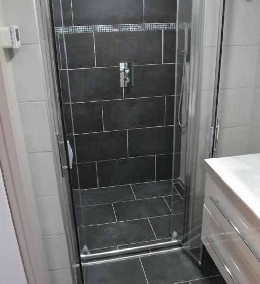 חדר סטנדרט, B&bbolwerk