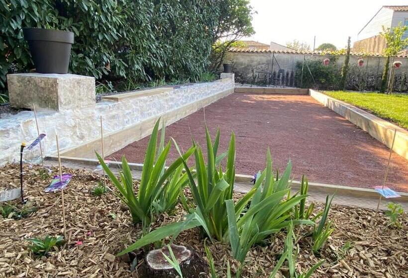 四人高级间, La Rochelle Et L Aunis