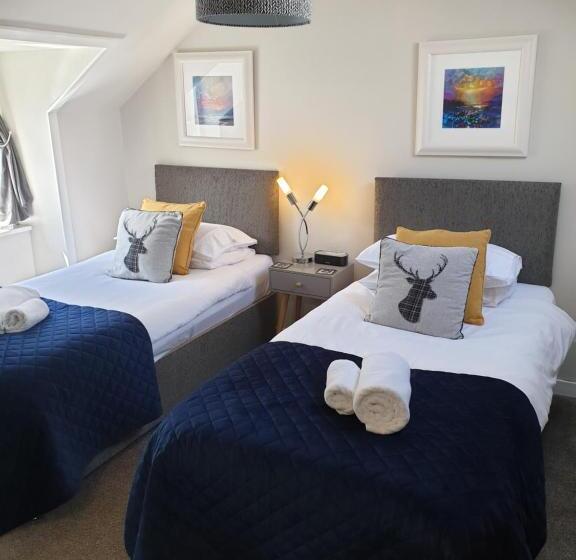Quarto Estandar, Rockview