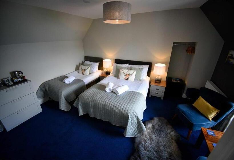 Triple Room Sea View, Rockview