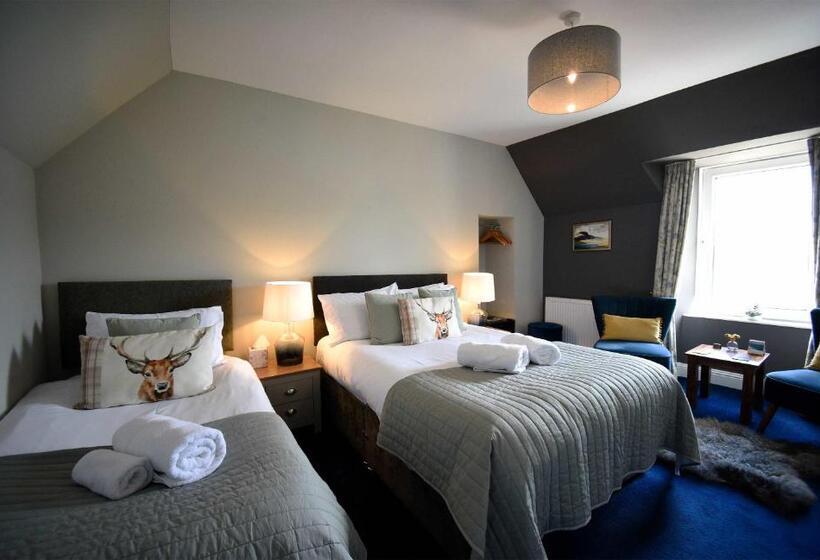 Triple Room Sea View, Rockview