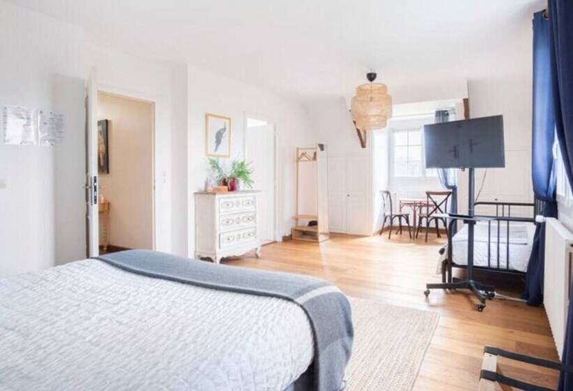 חדר משפחתי, Bed And Breakfast Saultchevreuil, Au Mont Saint Michel