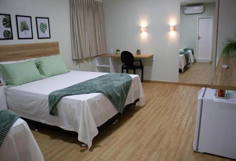 חדר דלוקס, Pureza