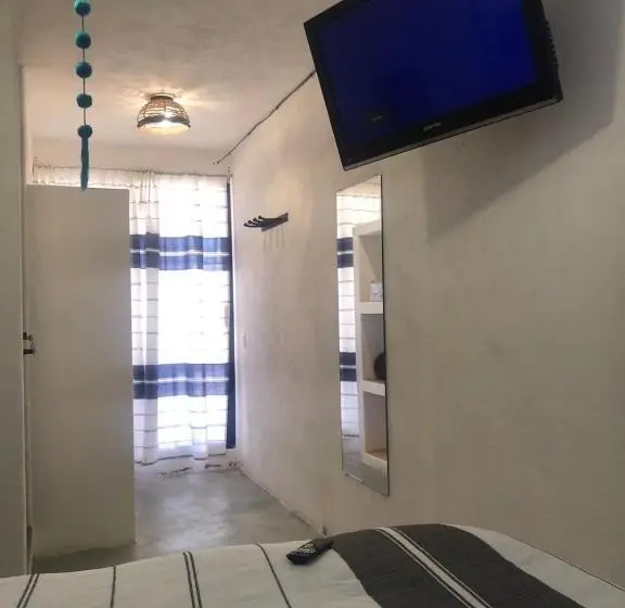 スタンダードルーム, Casa Arrecife Tortuga 3, Beach Is Steps Away! Fast Internet, Private Cozy Room!