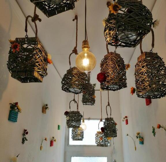 اتاق استاندارد, Happen!ng