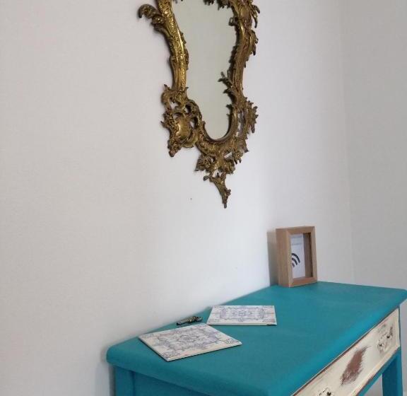 اتاق استاندارد با سرویس بهداشتی مشترک, Happen!ng