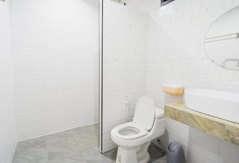 Номер Стандарт, Nararin Garden House