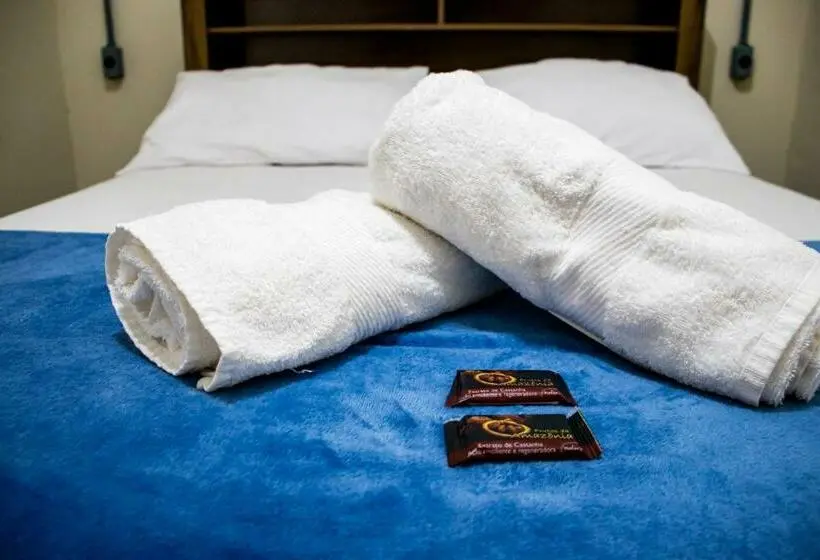 اتاق استاندارد با سرویس بهداشتی مشترک, Esquina 8 Suítes Confort & Hostel
