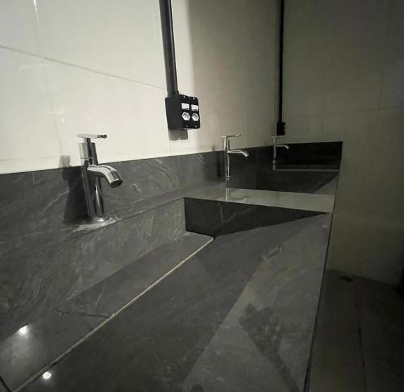 스탠다드 룸 공동 욕실, Esquina 8 Suítes Confort & Hostel