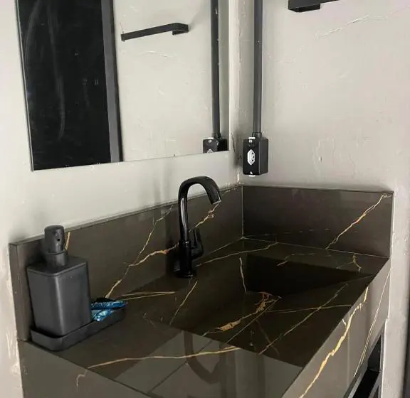 اتاق استاندارد سه نفره, Esquina 8 Suítes Confort & Hostel