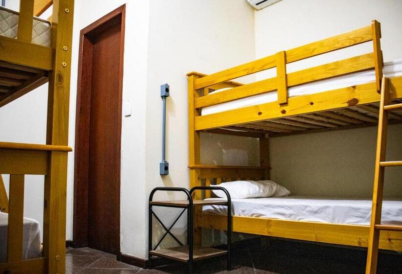 4인용 스탠다드 룸, Esquina 8 Suítes Confort & Hostel