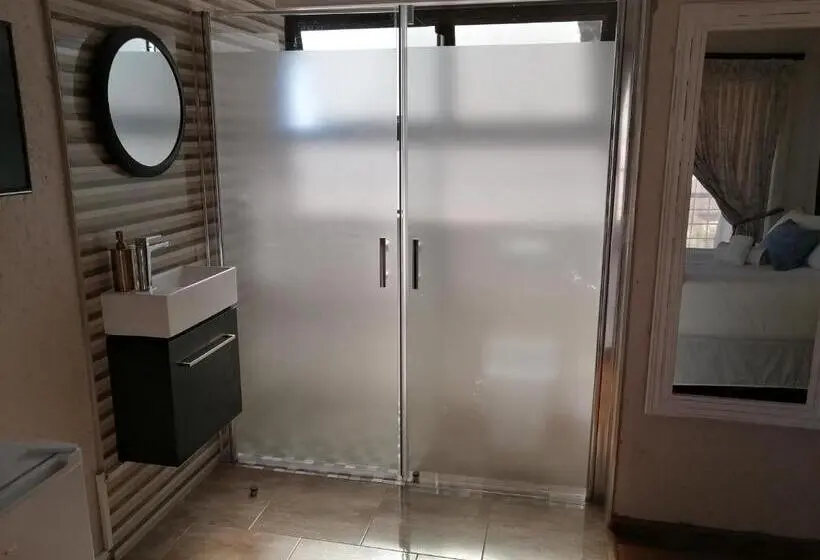 バルコニー付きスタンダードルーム, Hwh Guesthouse Middelburg