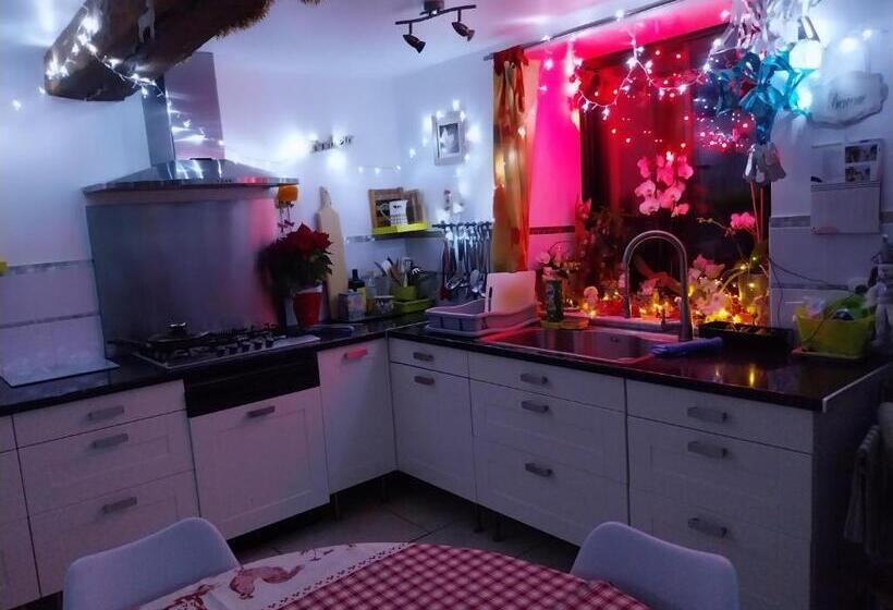 家庭间, La Providence