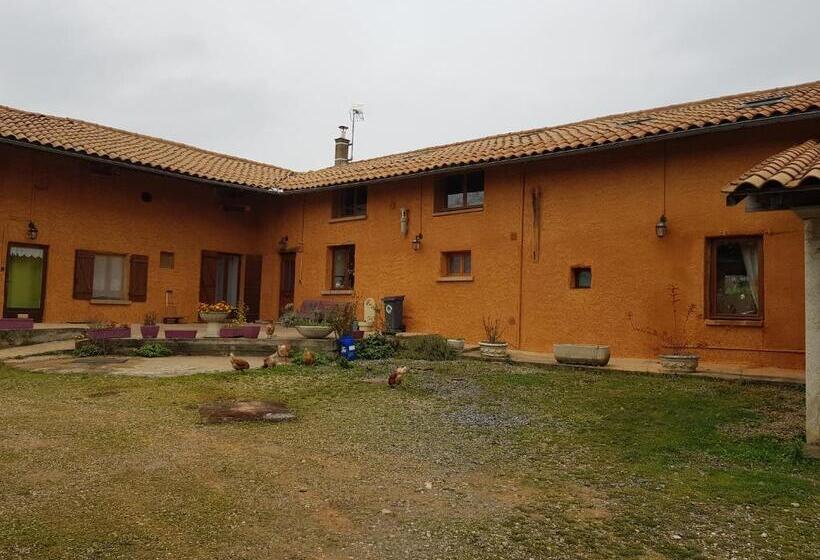 家庭间, La Providence