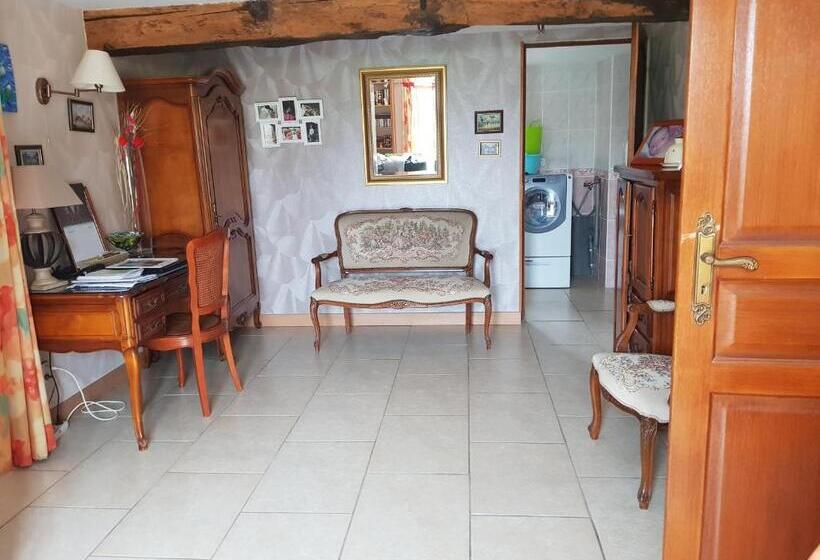 四人标准间, La Providence