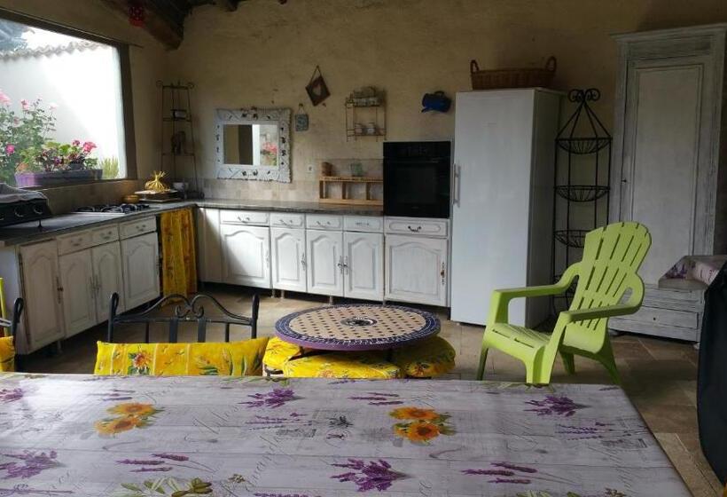 四人标准间, La Providence