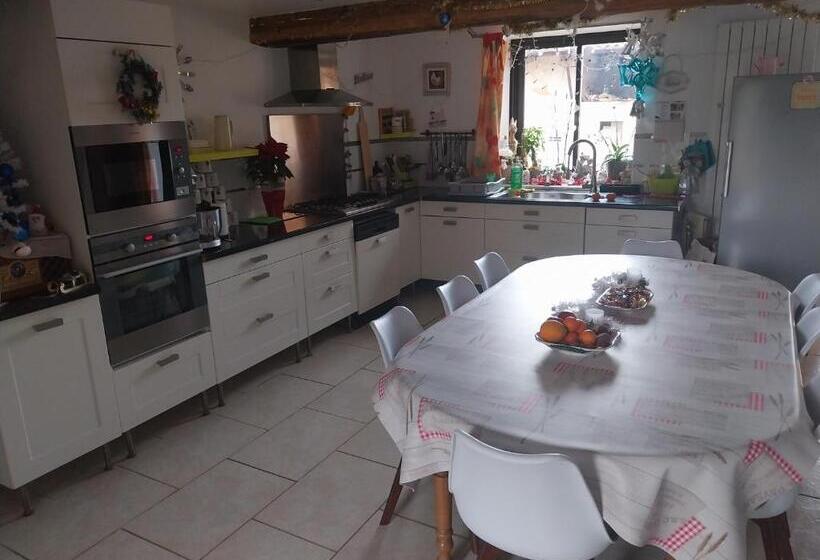 豪华家庭房间, La Providence