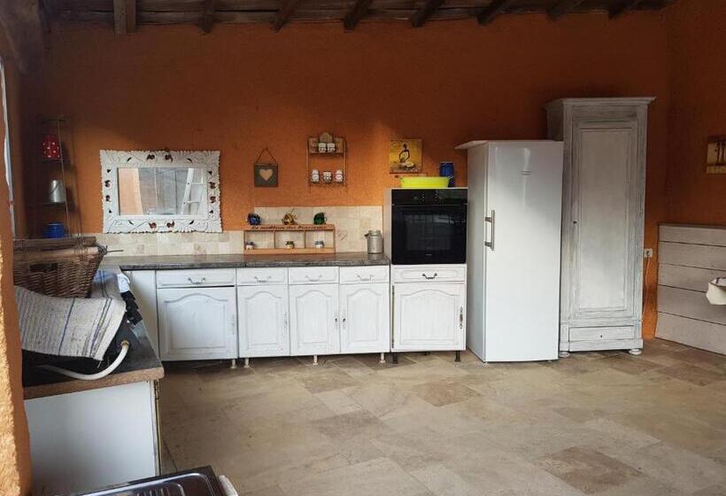 标准间, La Providence