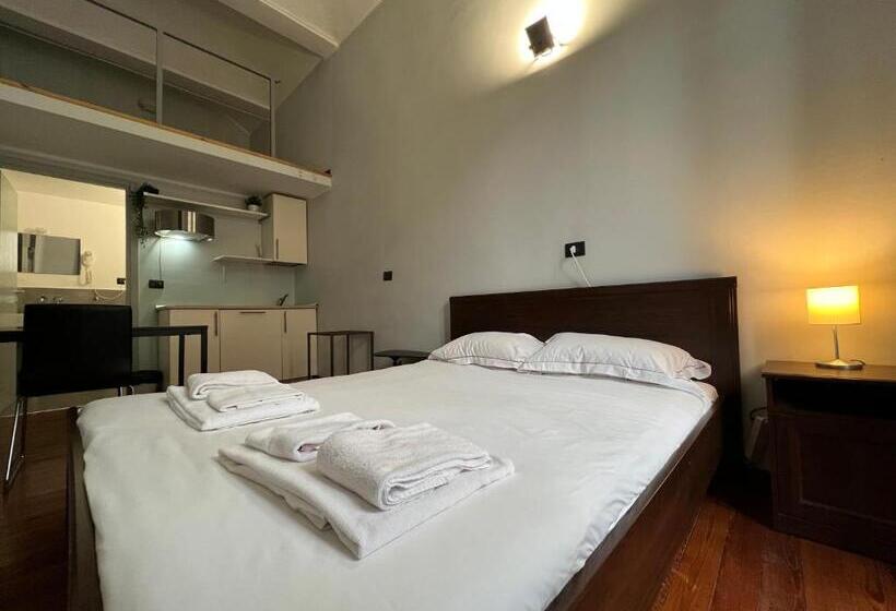 חדר דלוקס עם מרפסת, Maison Métropole Dante