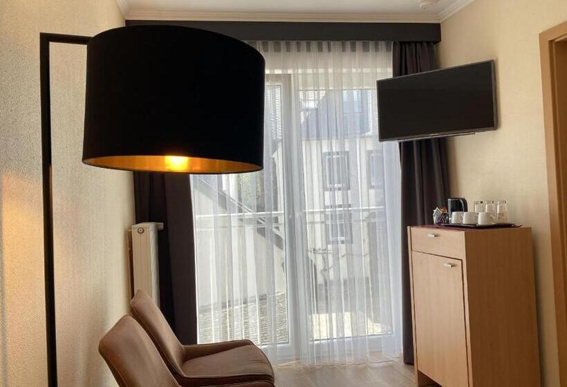 Quarto Triplo Deluxe, Moseltel Ernst,cochem