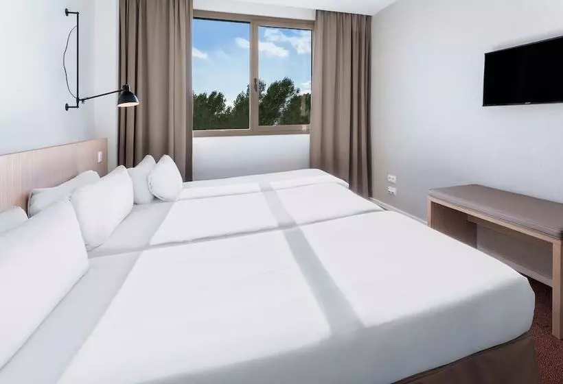اتاق استاندارد سه نفره, B&b Hotel Barcelona Sant Cugat