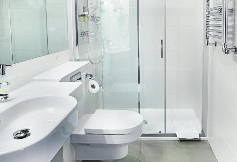 חדר סטנדרט, Grand Hotel Kielce