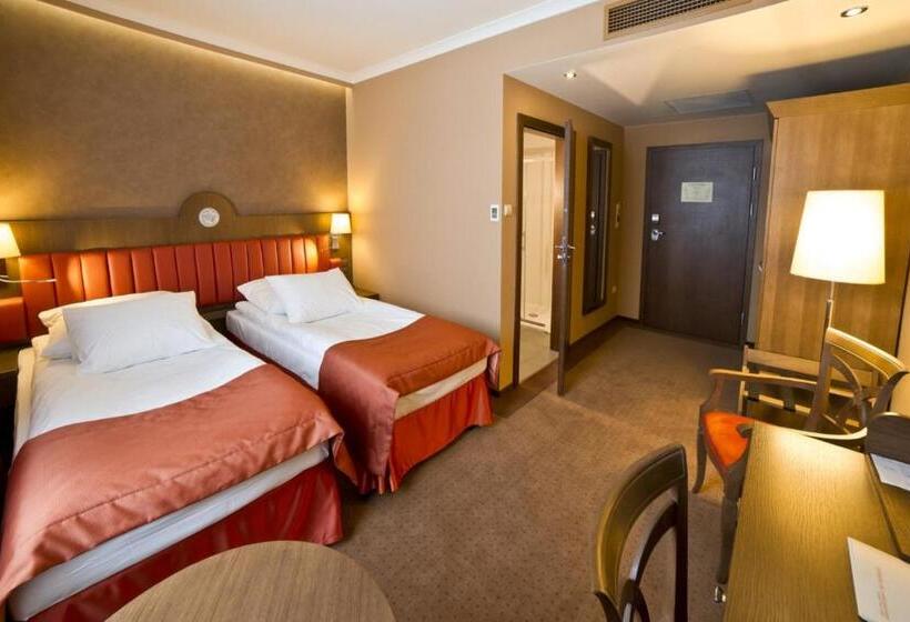 חדר סטנדרט, Grand Hotel Kielce