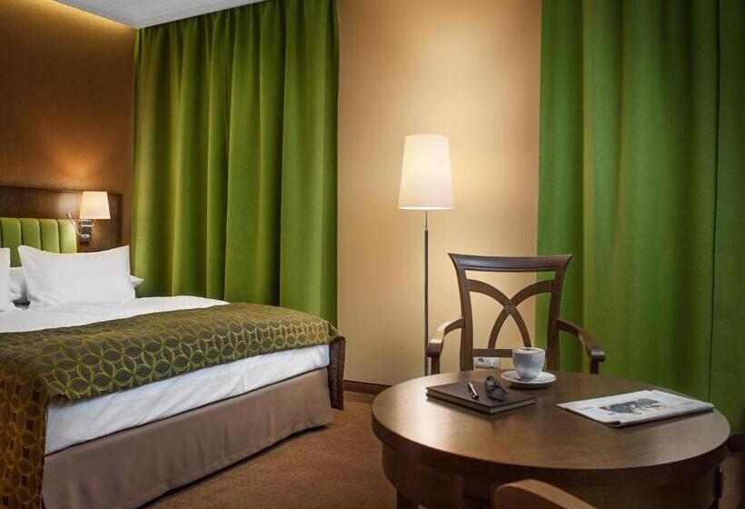 חדר סטנדרט עם מיטת קינג, Grand Hotel Kielce