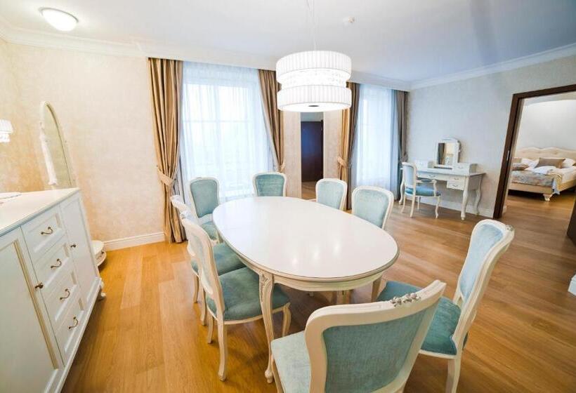 Люкс Executive Кровать Кинг, Grand Hotel Kielce