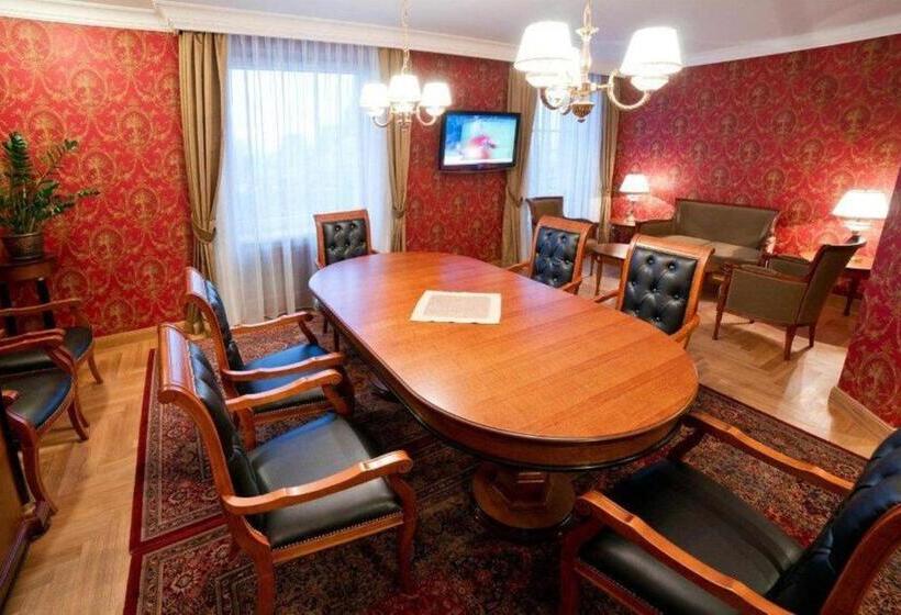 סוויטת אקזקיוטיב, עם מיטת קינג, Grand Hotel Kielce