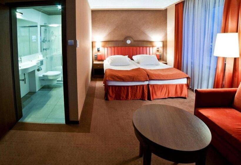 חדר סטנדרט, Grand Hotel Kielce