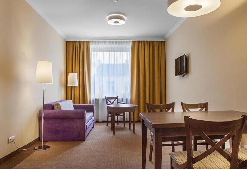 Люкс Кровать Кинг, Grand Hotel Kielce