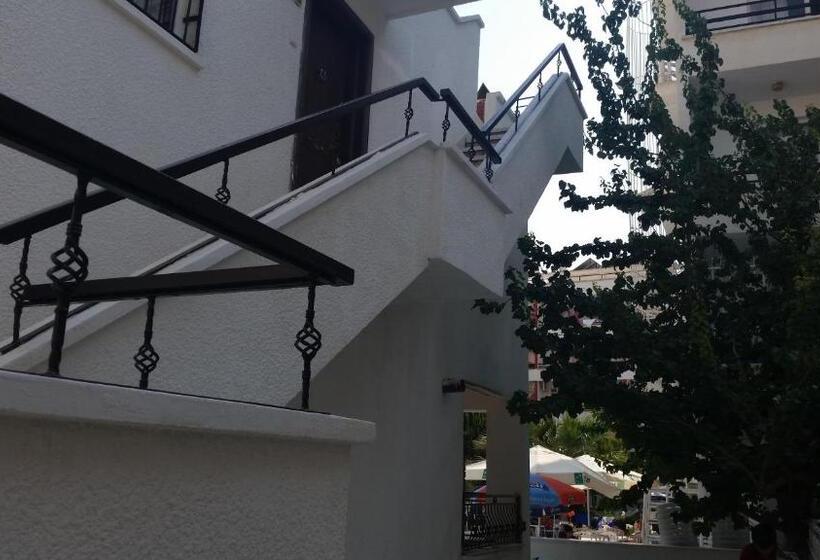 דירת שלושה חדרים, Altinersan