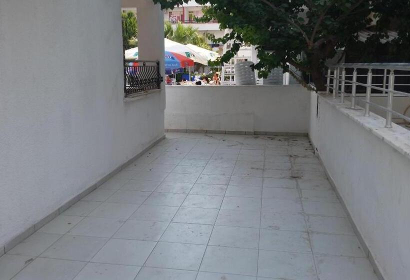 דירת שלושה חדרים, Altinersan