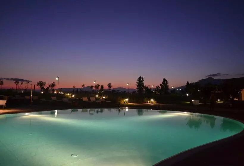 سوییت خانوادگی, Borgo Di Fiuzzi Resort & Spa