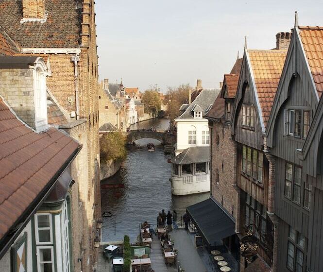 חדר בסיסי, Bourgoensch Hof