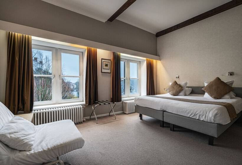 חדר בסיסי, Bourgoensch Hof