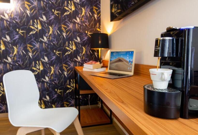 带露台的套间, Brit Hotel & Spa Côte Des Sables