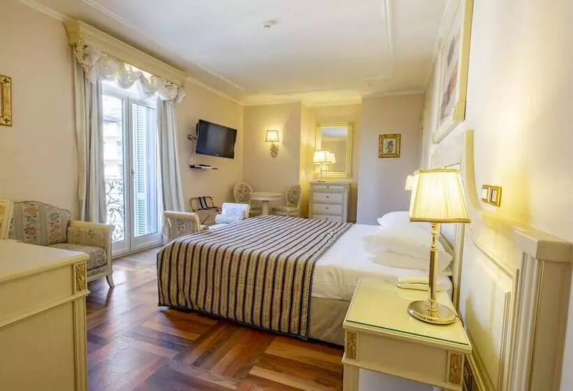 اتاق لوکس, De Paris Sanremo