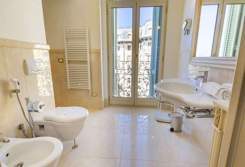 Номер Deluxe, De Paris Sanremo