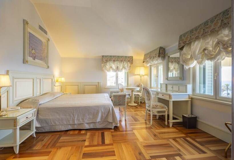 Люкс Престиж, De Paris Sanremo