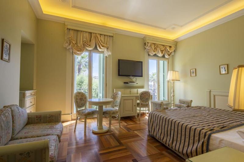 Номер Deluxe, De Paris Sanremo