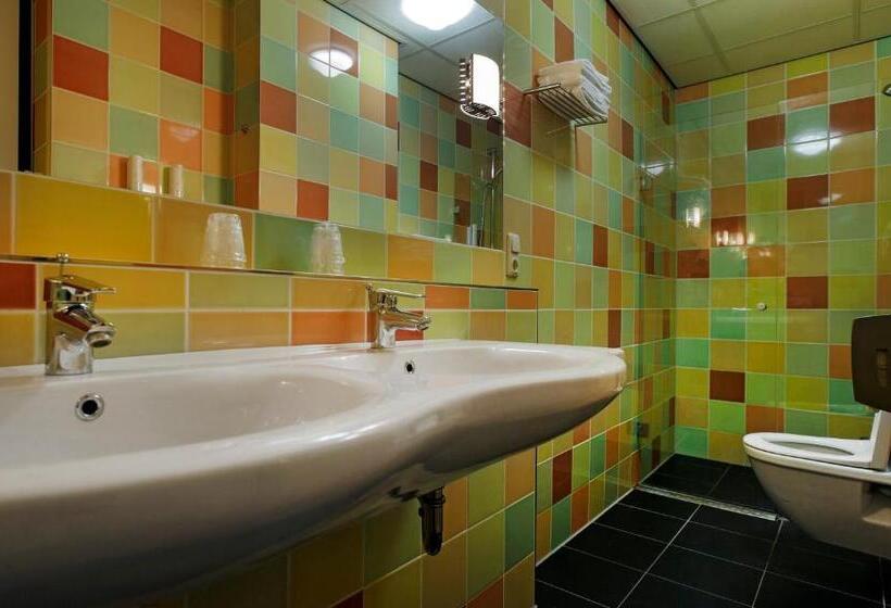 Семейный Номер, De Schout