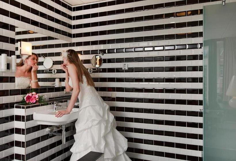 Полулюкс, De Schout